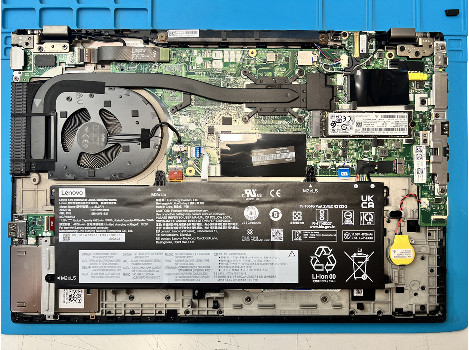 Lenovo ThinkPad T15 G2 15.6" i5-1135G7 16GB 260GB клас А