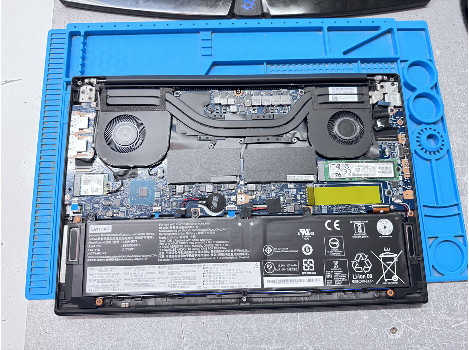 Lenovo ThinkPad X1 Extreme 15.6" i9-9880H 32GB 1020GB клас А